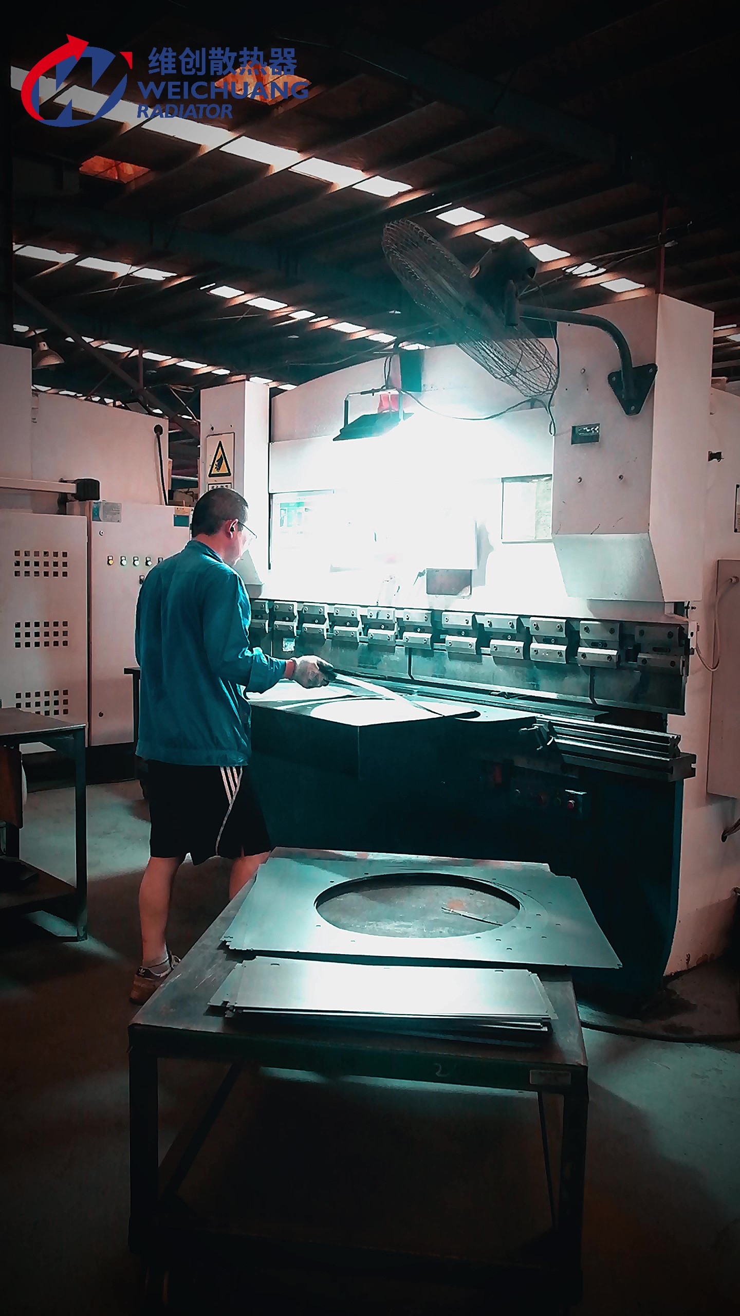 Fabrikasi lembaran logam